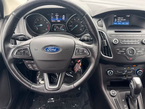 Used 2015 Ford Focus SE w/ Equipment Group 201A image 14