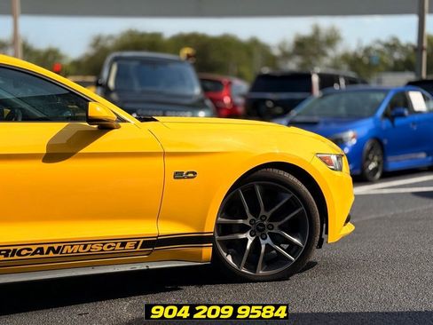 Used 2017 Ford Mustang GT RWD image 10