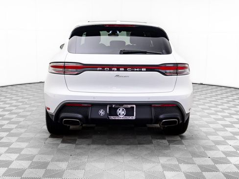 Certified 2026 Porsche Macan AWD/4WD image 10