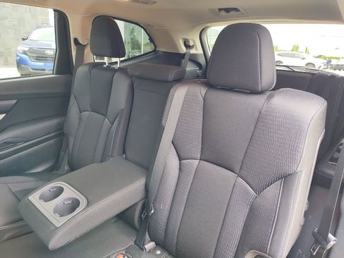 Certified 2022 Subaru Ascent Premium w/ Convenience Package AWD/4WD image 47