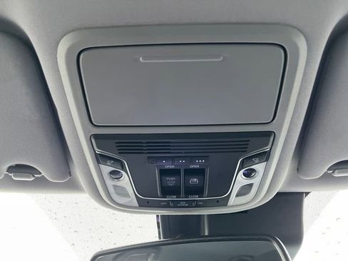 Used 2018 Honda Ridgeline RTL-E image 25