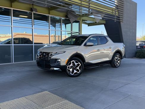 Used 2024 Hyundai Santa Cruz Limited image 1