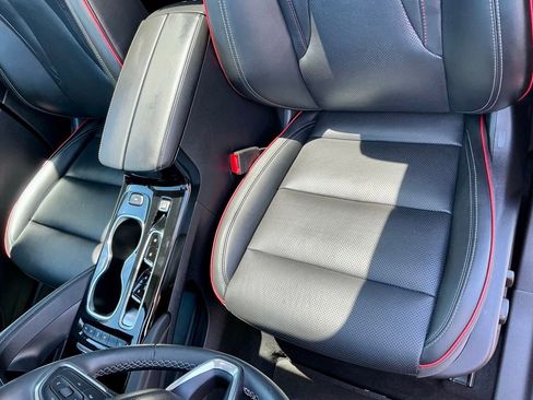 Used 2022 Buick Envision Essence w/ Technology Package II FWD image 44