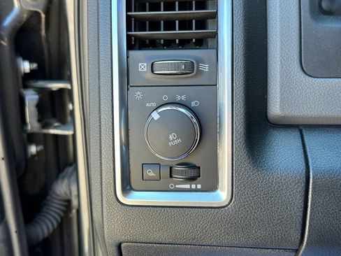 Used 2017 RAM 1500 Big Horn AWD/4WD image 18