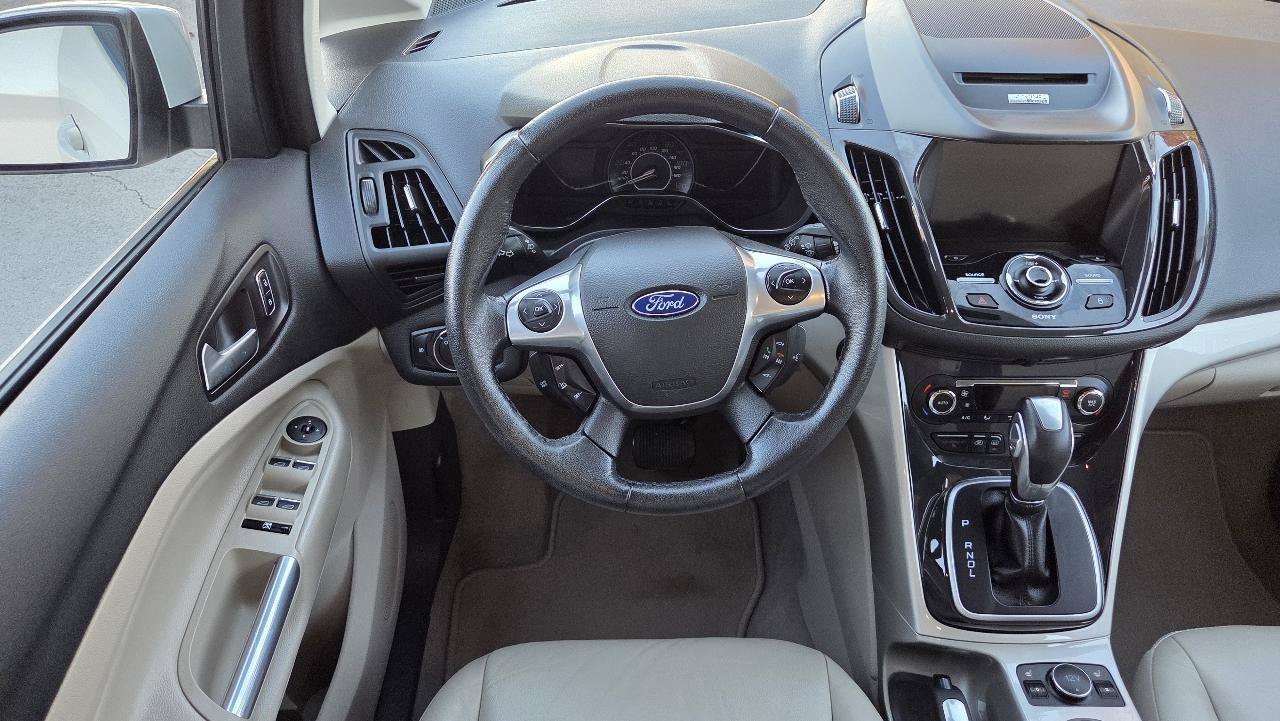 Used 2015 Ford C-MAX SEL w/ Equipment Group 302A FWD image 17