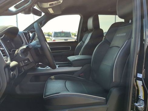 New 2025 RAM 2500 Laramie w/ Night Edition AWD/4WD image 15
