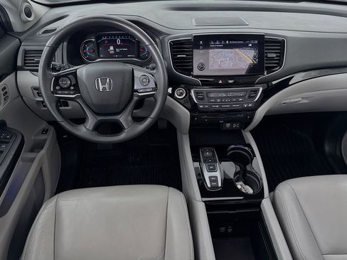 Used 2019 Honda Pilot Touring image 28