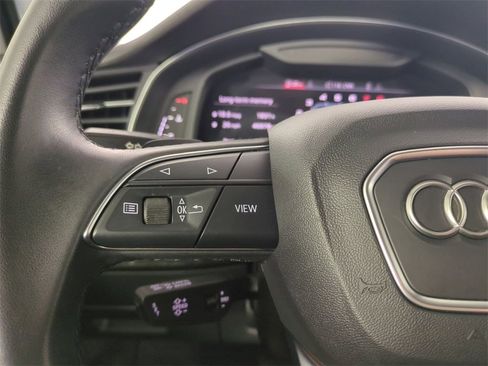 Used 2023 Audi Q7 3.0T Prestige image 31