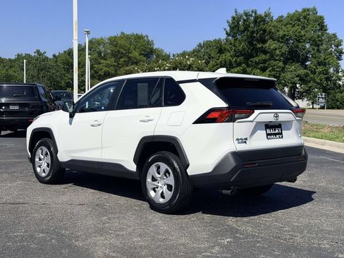Used 2025 Toyota RAV4 LE FWD image 4