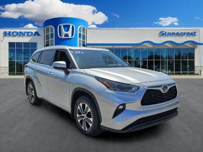 Used 2024 Toyota Highlander XLE