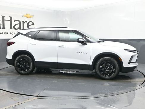 New 2025 Chevrolet Blazer LT w/ Midnight/Sport Edition image 27