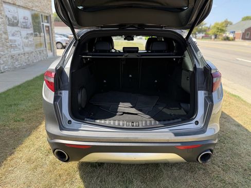 Used 2019 Alfa Romeo Stelvio Ti Sport w/ Quick Order Package 22S Sport AWD/4WD image 12