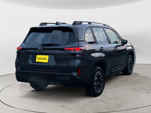Certified 2025 Subaru Forester image 5