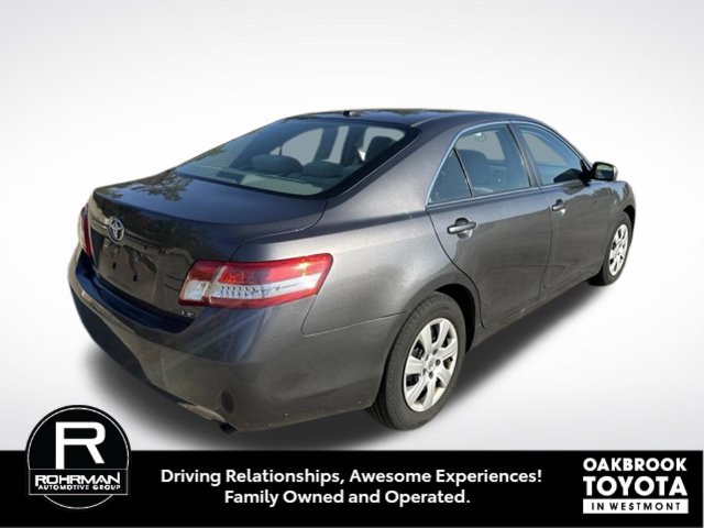 Used 2011 Toyota Camry LE FWD image 3