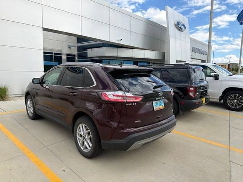 Certified 2024 Ford Edge SEL w/ Convenience Package AWD/4WD image 5