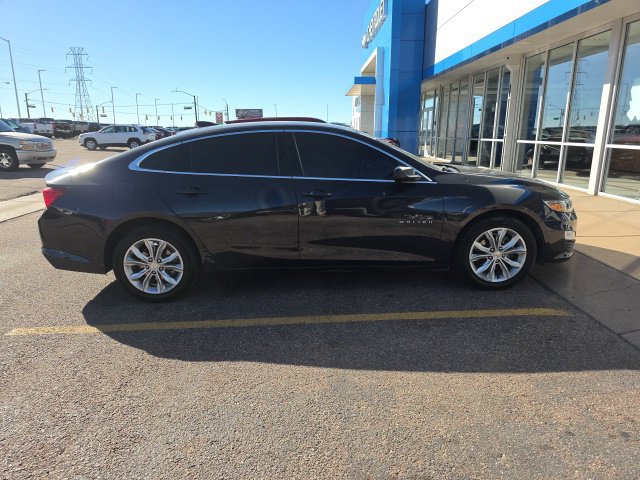 Used 2023 Chevrolet Malibu LT FWD image 2