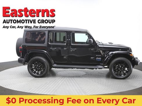 Used 2021 Jeep Wrangler Unlimited Sahara w/ Cold Weather Group AWD/4WD image 46