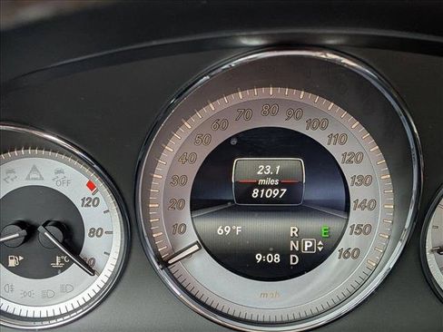 Used 2015 Mercedes-Benz GLK 350 2WD image 9