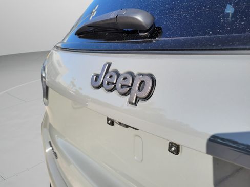 Certified 2022 Jeep Compass Trailhawk w/ Trailhawk Elite Group AWD/4WD image 29