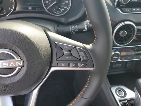 New 2025 Nissan Sentra SR w/ Trunk Package image 13