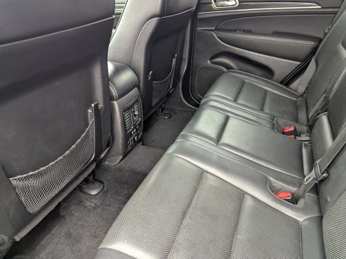 Used 2014 Jeep Grand Cherokee Overland image 14