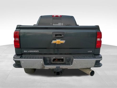 Used 2018 Chevrolet Silverado 2500 LTZ w/ Duramax Plus Package image 4
