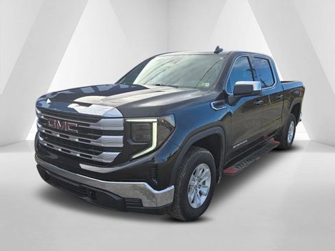 Used 2024 GMC Sierra 1500 SLE image 3