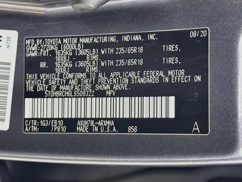Used 2020 Toyota Highlander XLE AWD/4WD image 30