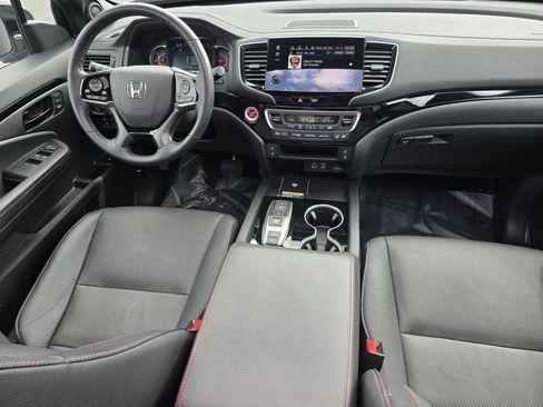 Used 2024 Honda Passport Black Edition image 31