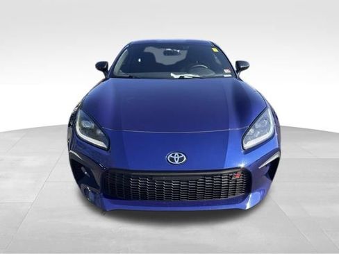 Used 2022 Toyota GR86 w/ ALL Weather Mat Package (TMS) RWD image 11