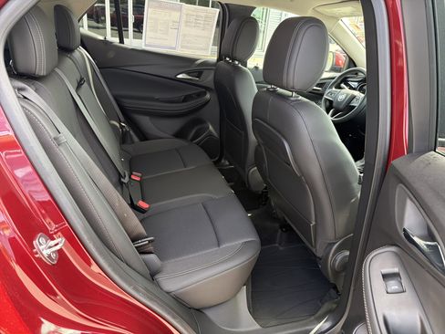 Used 2023 Buick Encore GX Select w/ Safety Package II AWD/4WD image 32