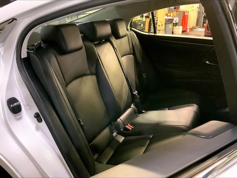 Used 2022 Lexus ES 350 w/ Premium Package image 20