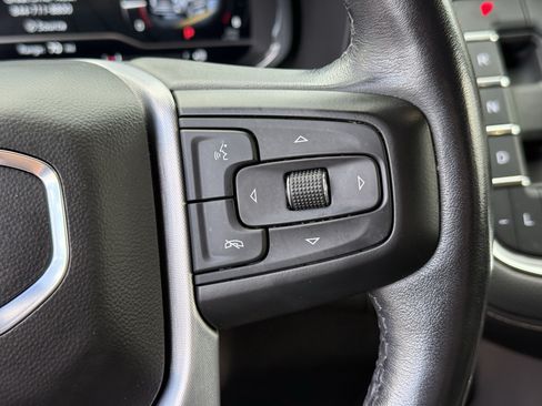 Used 2022 GMC Yukon SLT w/ SLT Luxury Package RWD image 17