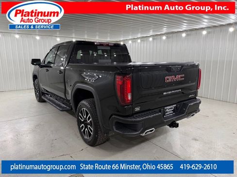 Used 2024 GMC Sierra 1500 AT4 w/ Technology Package AWD/4WD image 3