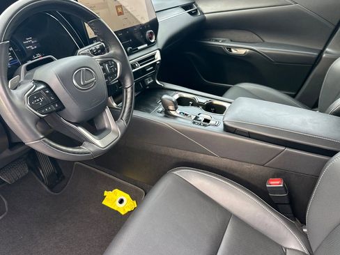 Certified 2025 Lexus RX 350h image 7