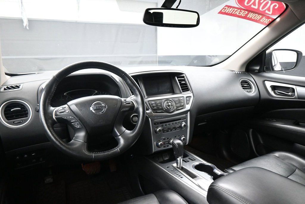Used 2020 Nissan Pathfinder SL FWD image 9