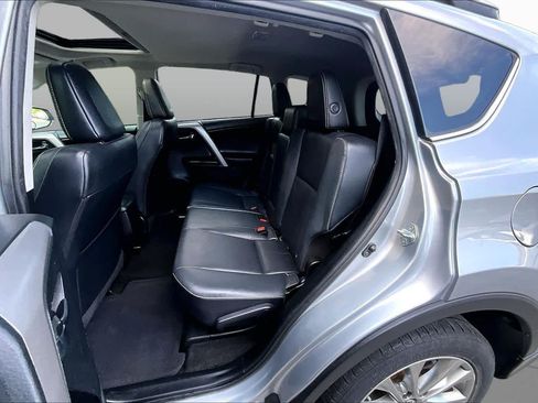 Used 2018 Toyota RAV4 Limited AWD/4WD image 20