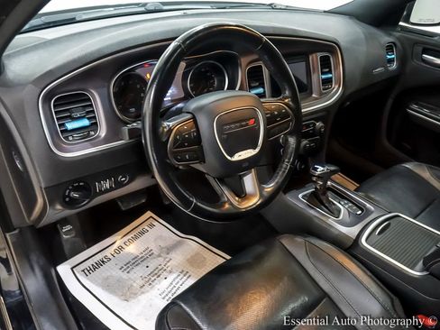 Used 2020 Dodge Charger SXT w/ Leather Interior Group image 12