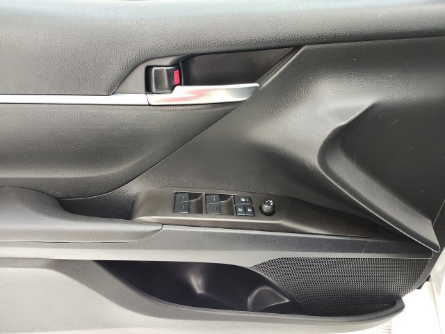 Certified 2022 Toyota Camry SE FWD image 11