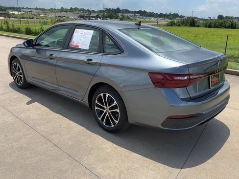Used 2025 Volkswagen Jetta Sport FWD image 7