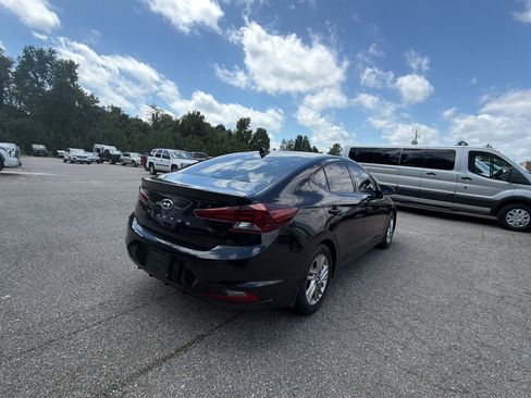 Used 2020 Hyundai Elantra SEL w/ Cargo Package (C1) FWD image 5