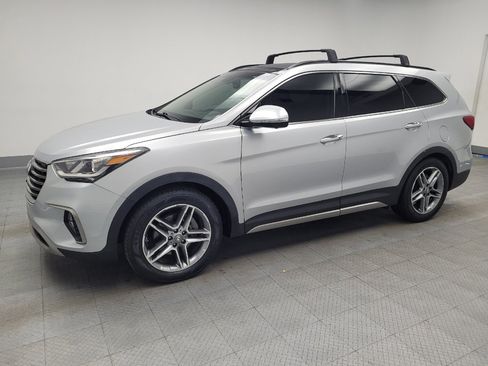 Used 2019 Hyundai Santa Fe XL image 2