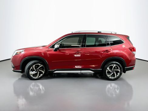 Used 2023 Subaru Forester Touring AWD/4WD image 4