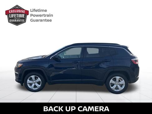 Used 2019 Jeep Compass Latitude image 2