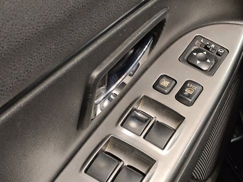 Used 2018 Mitsubishi Outlander Sport SEL image 27