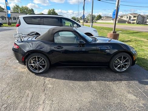 Used 2016 MAZDA MX-5 Miata Grand Touring RWD image 1