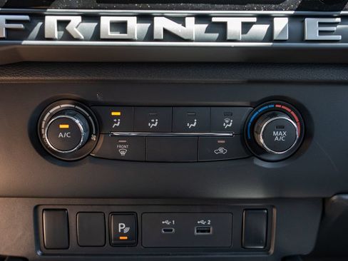 New 2026 Nissan Frontier SV w/ Tow Package AWD/4WD image 18