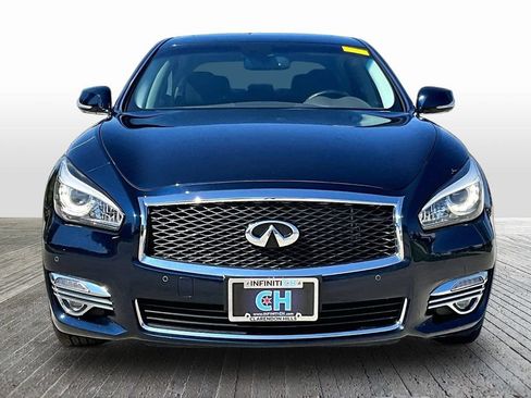 Certified 2018 INFINITI Q70 L 3.7 w/ Sensory Package RWD image 2