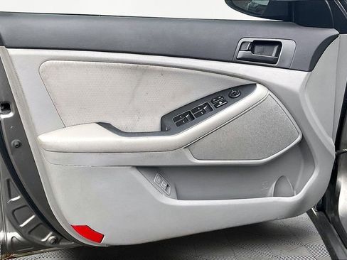 Used 2013 Kia Optima LX image 19