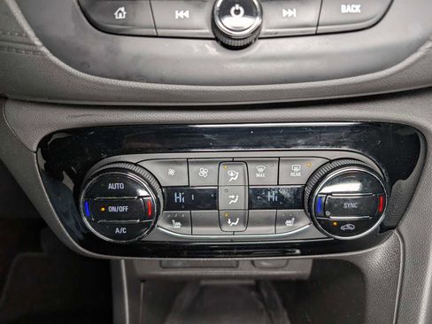 Certified 2023 Buick Encore GX Select image 35